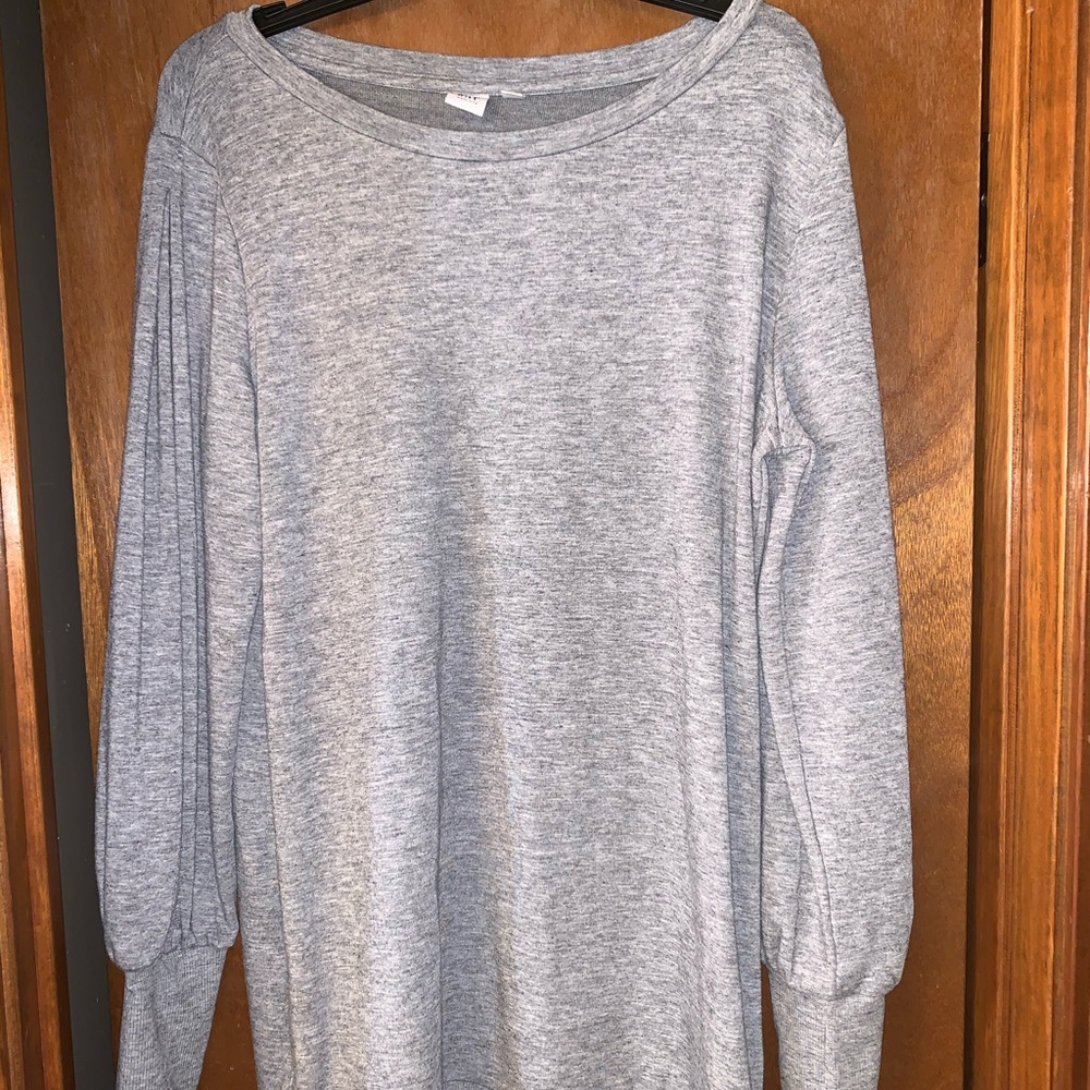 NWOT Gap Maternity Sweater